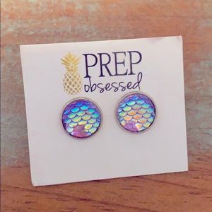 Mermaid 🧜🏼‍♀️ Scale Earrings